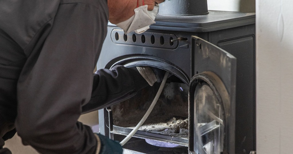 chimney sweep, cleaning, maintenance 